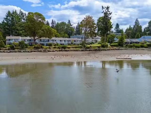 Condo for sale in Nanoose Bay, British Columbia