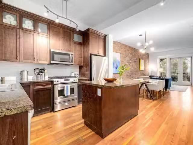 Condo for sale in New Westminster, British Columbia