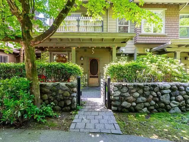 Condo for sale in New Westminster, British Columbia