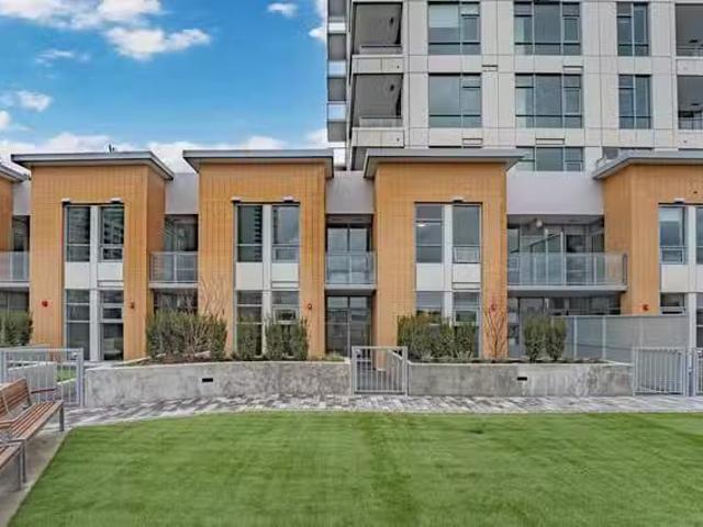 Condo for sale in New Westminster, British Columbia
