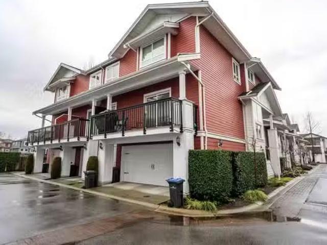 Condo for sale in New Westminster, British Columbia