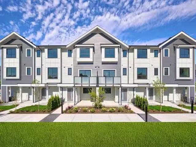 Condo for sale in New Westminster, British Columbia