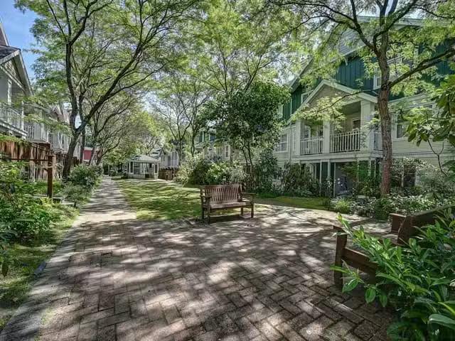 Condo for sale in New Westminster, British Columbia
