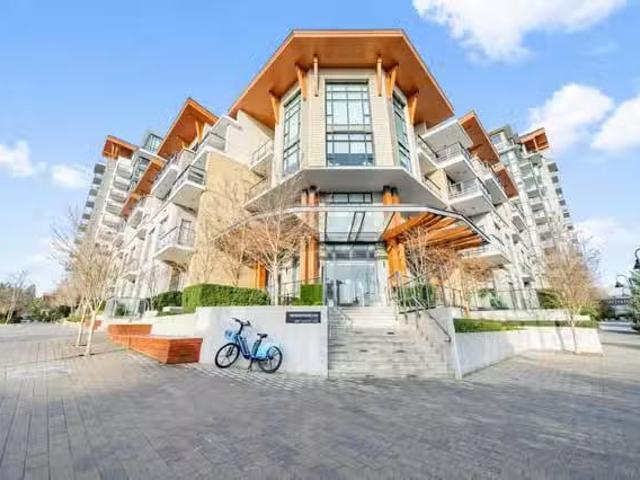 Condo for sale in North Vancouver, British Columbia