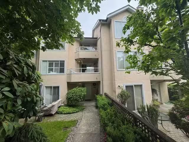 Condo for sale in North Vancouver, British Columbia