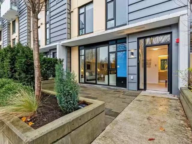 Condo for sale in North Vancouver, British Columbia