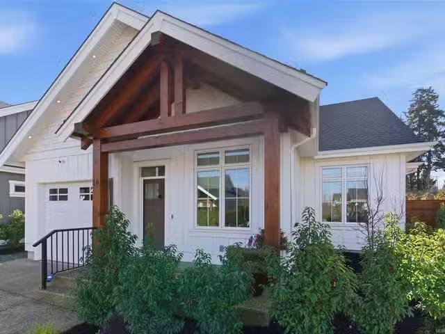 Condo for sale in Parksville, British Columbia