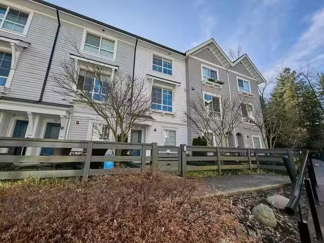 Condo for sale in Pitt Meadows, British Columbia