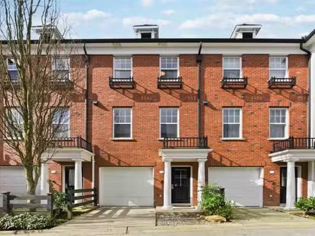Condo for sale in Pitt Meadows, British Columbia