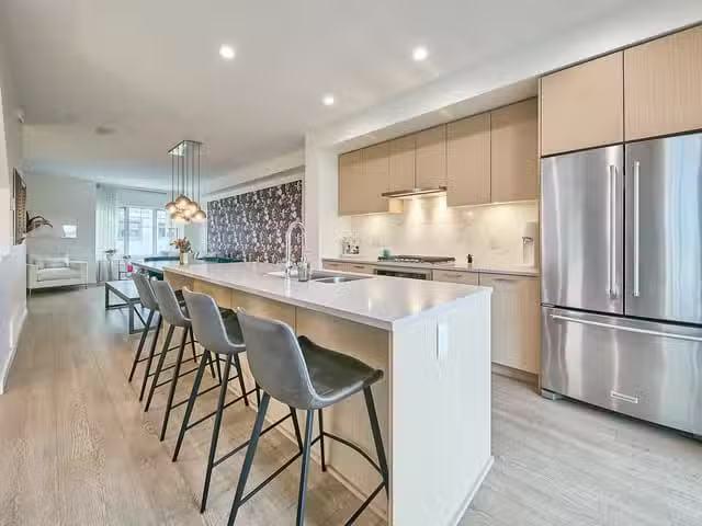 Condo for sale in Pitt Meadows, British Columbia