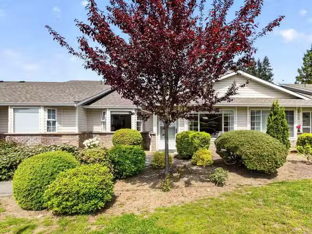 Condo for sale in Pitt Meadows, British Columbia