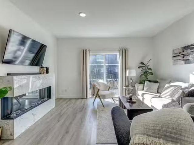 Condo for sale in Pitt Meadows, British Columbia
