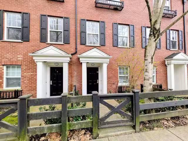 Condo for sale in Pitt Meadows, British Columbia