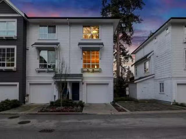 Condo for sale in Pitt Meadows, British Columbia