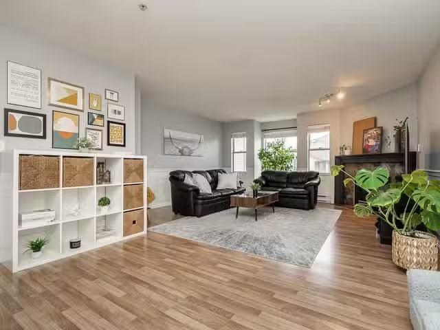 Condo for sale in Pitt Meadows, British Columbia