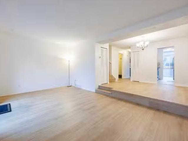 Condo for sale in Pitt Meadows, British Columbia