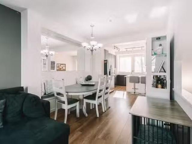 Condo for sale in Port Coquitlam, British Columbia