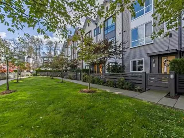 Condo for sale in Port Coquitlam, British Columbia