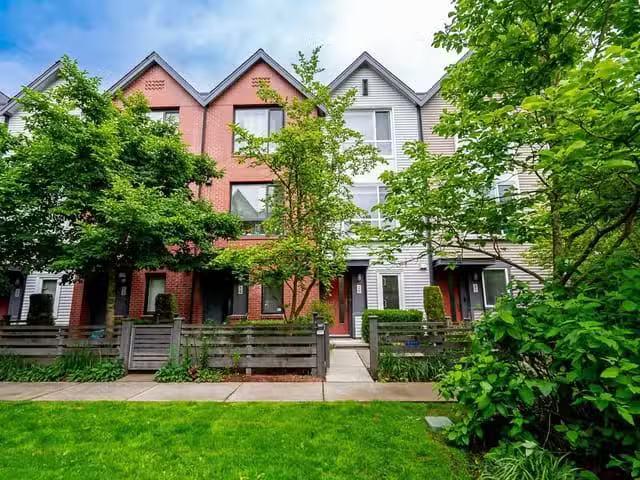 Condo for sale in Port Coquitlam, British Columbia
