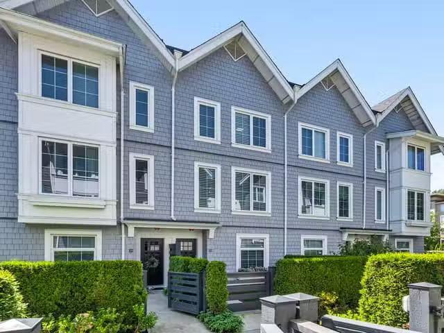 Condo for sale in Port Coquitlam, British Columbia