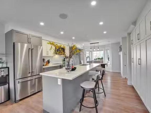 Condo for sale in Port Coquitlam, British Columbia