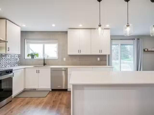 Condo for sale in Port Coquitlam, British Columbia