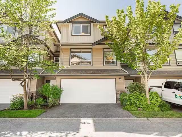 Condo for sale in Port Coquitlam, British Columbia