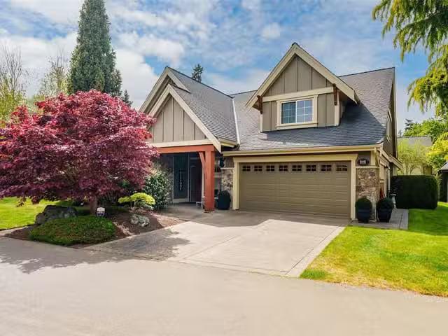 Condo for sale in Qualicum Beach, British Columbia