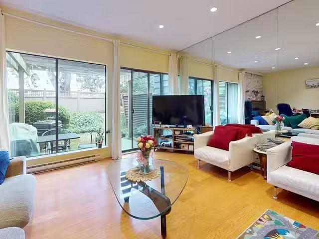 Condo for sale in Le Val-saint-françois, Quebec