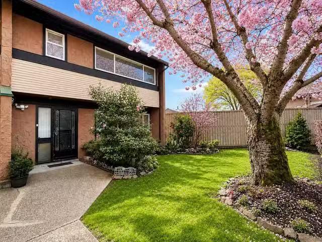 Condo for sale in Le Val-saint-françois, Quebec