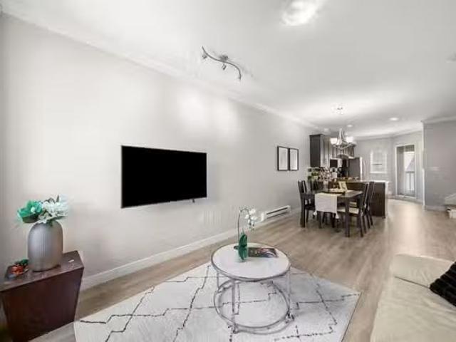 Condo for sale in Ville de Richmond, Estrie