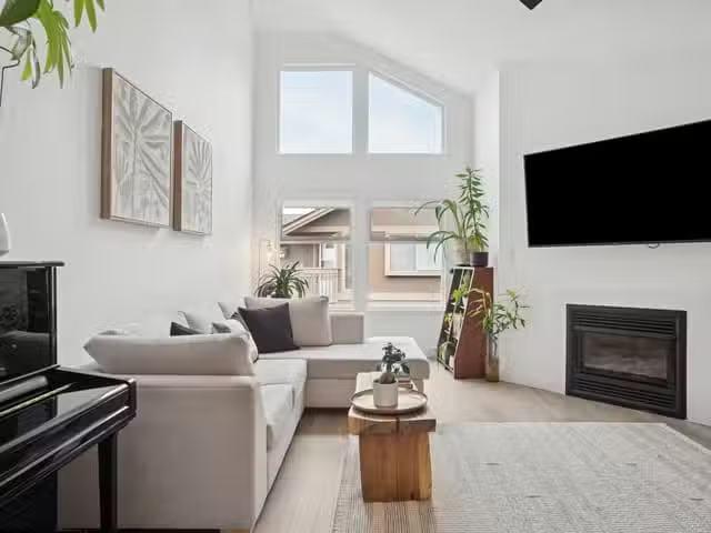 Condo for sale in Le Val-saint-françois, Quebec