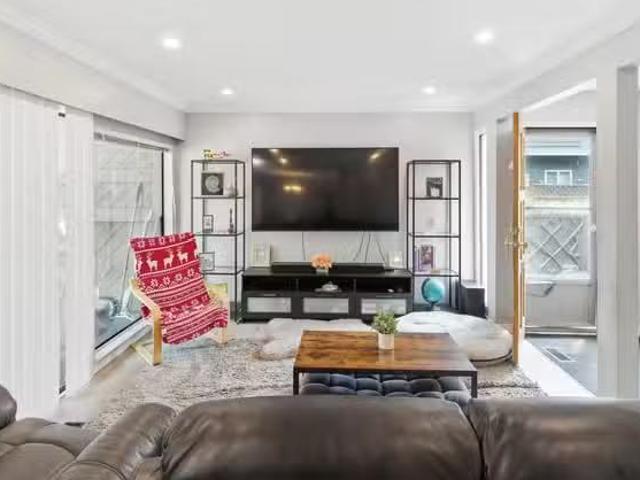 Condo for sale in Le Val-saint-françois, Quebec