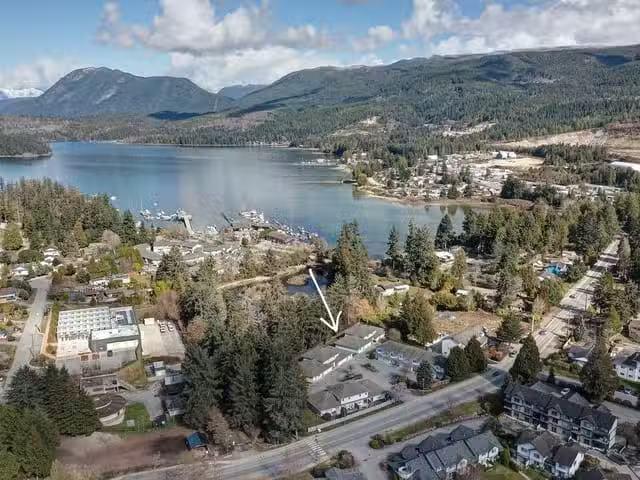 Condo for sale in Sechelt, British Columbia