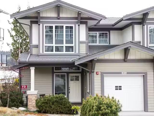 Condo for sale in Sechelt, British Columbia