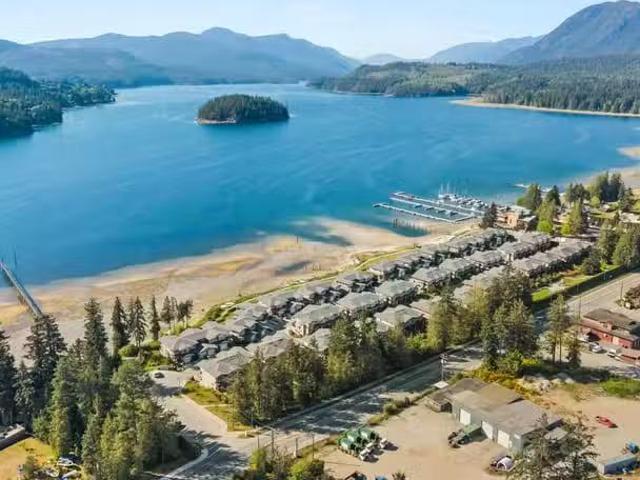 Condo for sale in Sechelt, British Columbia
