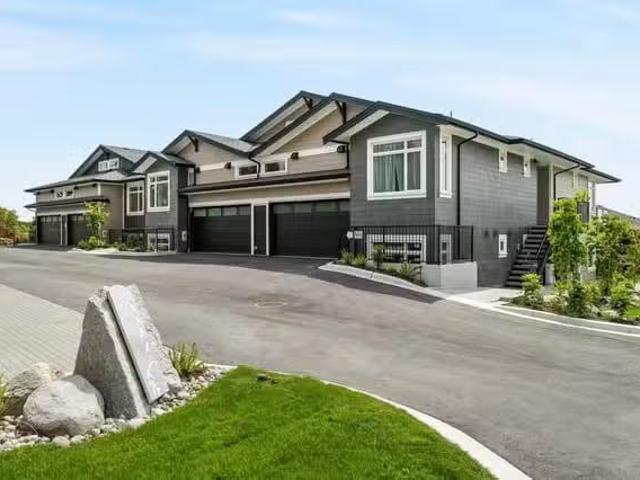 Condo for sale in Sechelt, British Columbia