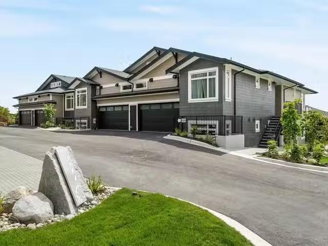 Condo for sale in Sechelt, British Columbia