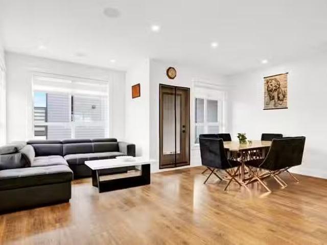 Condo for sale in Surrey, British Columbia