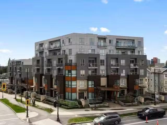 Condo for sale in Surrey, British Columbia