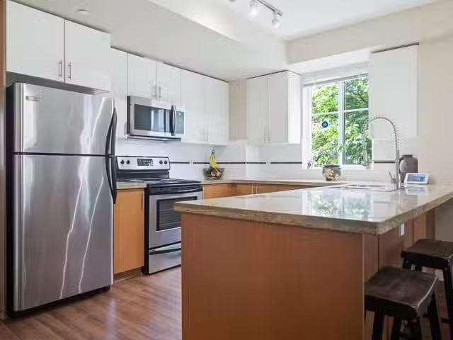 Condo for sale in Surrey, British Columbia