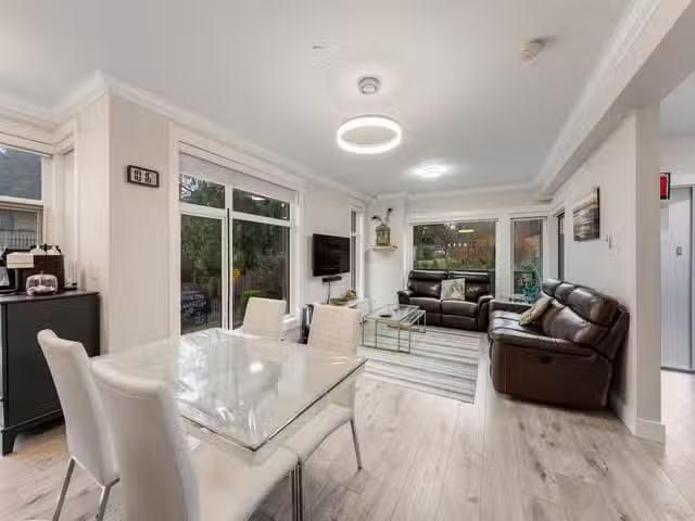 Condo for sale in Surrey, British Columbia
