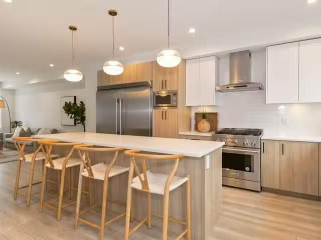 Condo for sale in Surrey, British Columbia