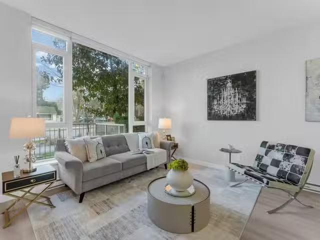 Condo for sale in Surrey, British Columbia