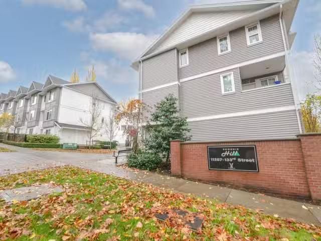 Condo for sale in Surrey, British Columbia