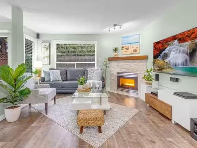 Condo for sale in Surrey, British Columbia