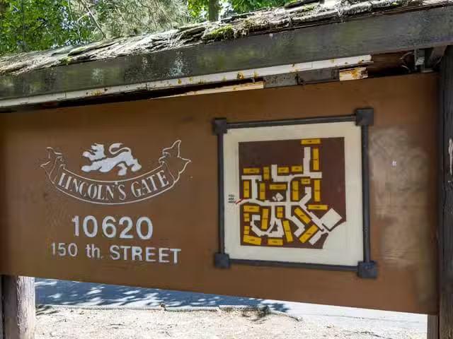 Condo for sale in Surrey, British Columbia