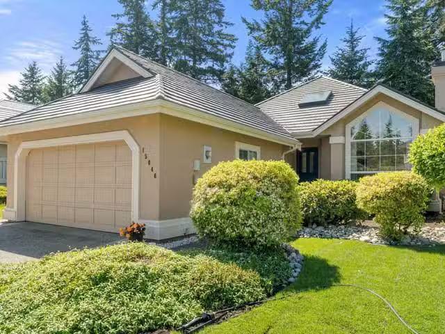 Condo for sale in Surrey, British Columbia