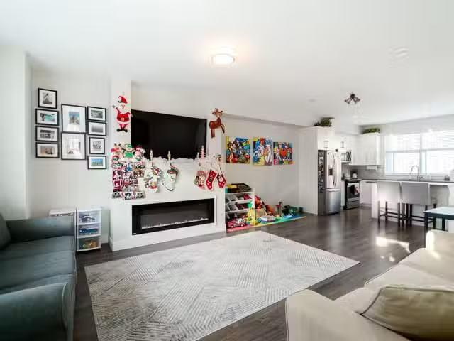 Condo for sale in Surrey, British Columbia