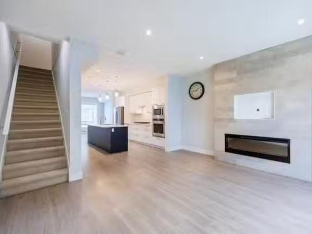 Condo for sale in Surrey, British Columbia